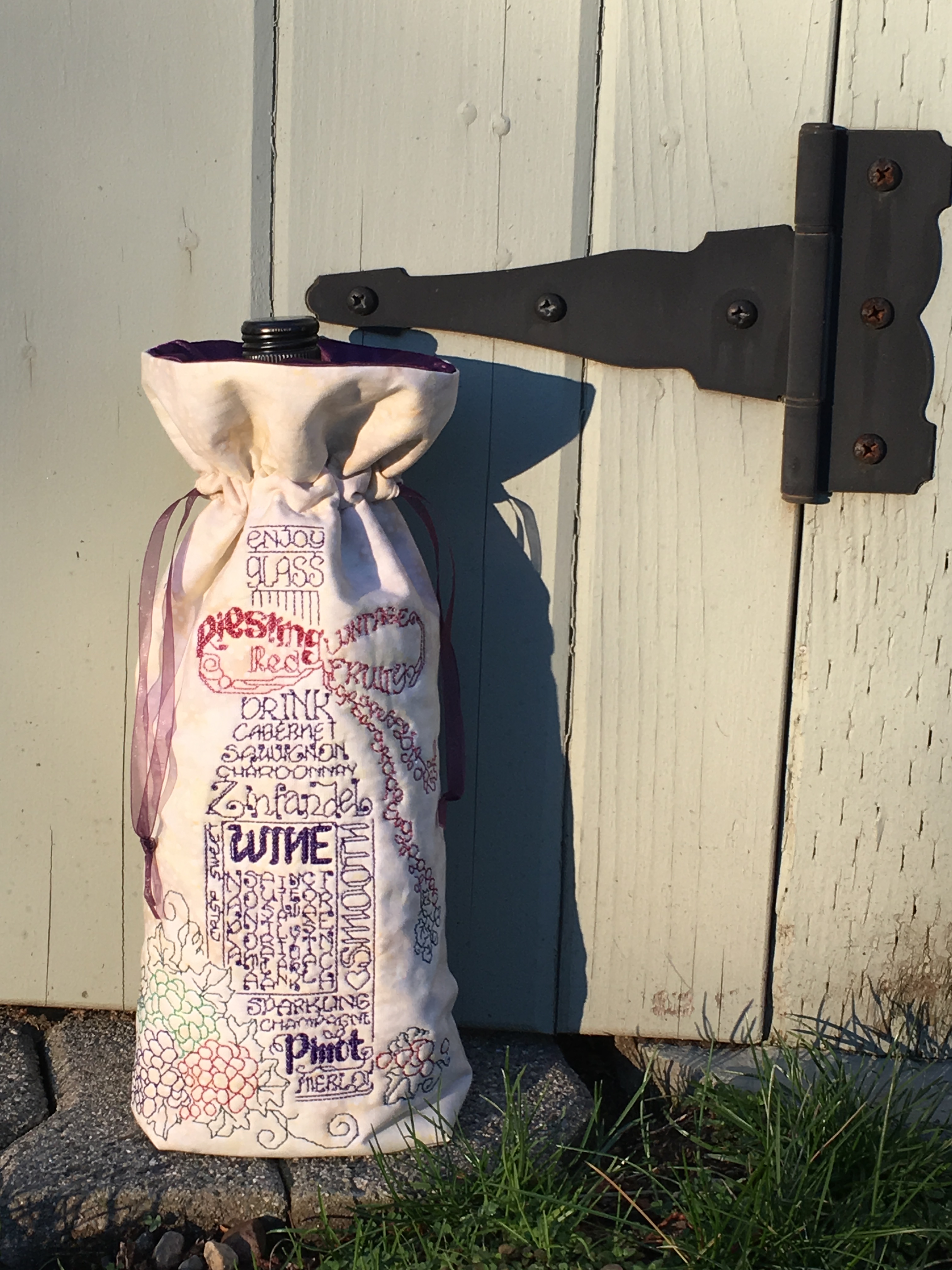 Embroidery Wine Gift Bag - a free pattern from Sulky Threads